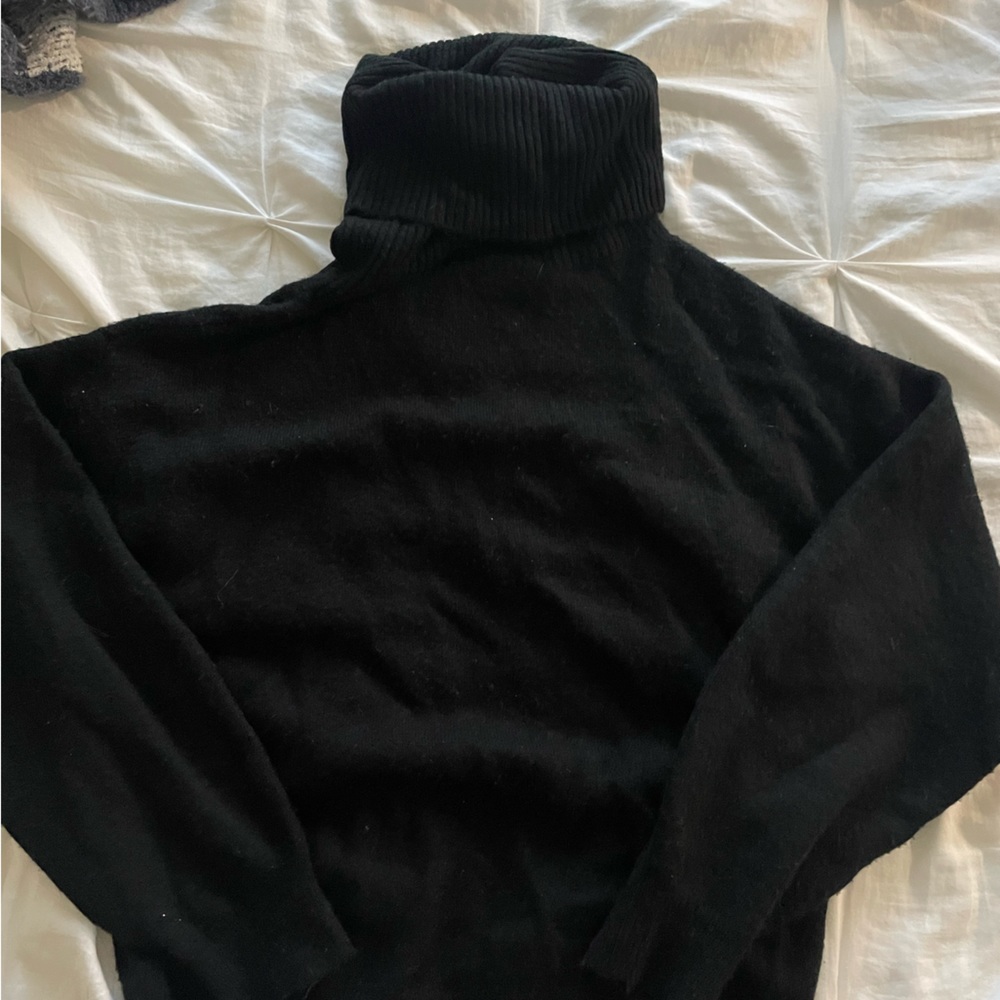 H&M Black Oversized Sweater